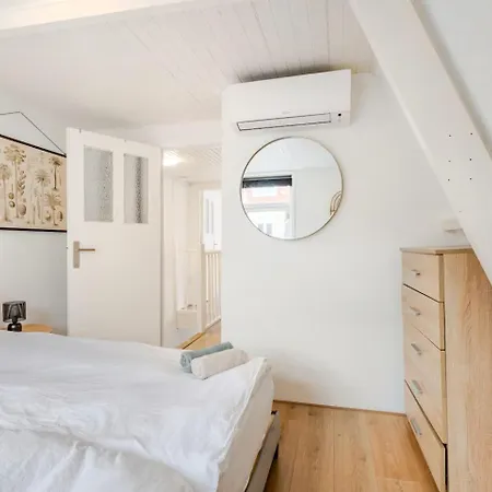 Large Family House Дом отдыха