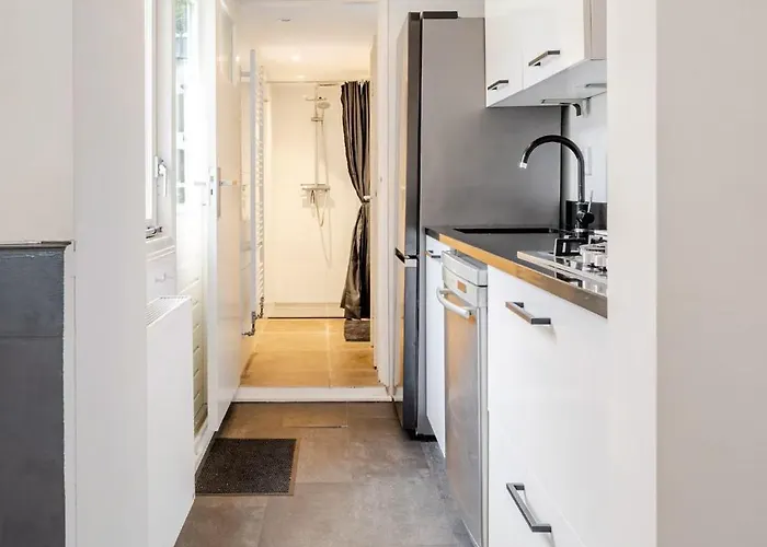 Large Family House Дом отдыха *